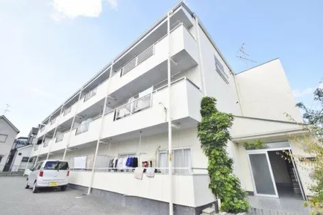 ウィングヒルズ羽曳野【1階】の外観