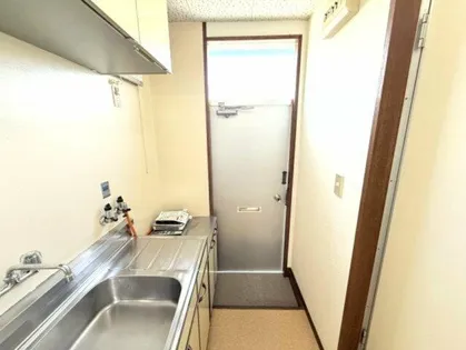 ビバリーハイツしのはら【2階】の玄関