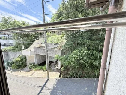 ビバリーハイツしのはら【2階】の玄関