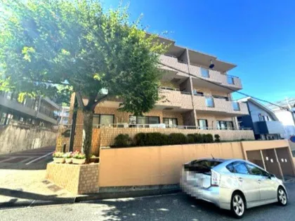 グランドメゾン六甲箕岡【1階】の外観