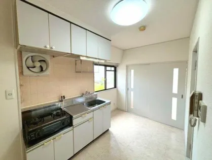 ルパレ西灘【5階】のキッチン