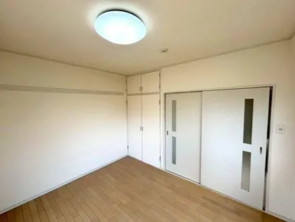 ルパレ西灘【5階】の内装