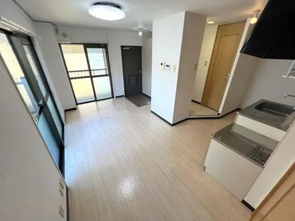 本庄ハイツ【3階】の居間