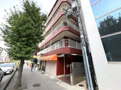 マンション向洋【2階】の外観