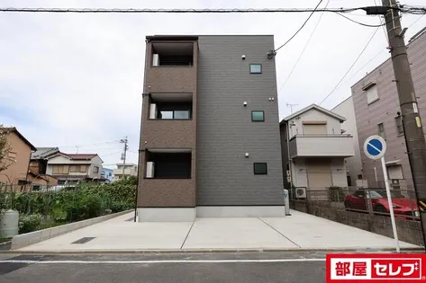 Precious庄内通【301号室】の外観