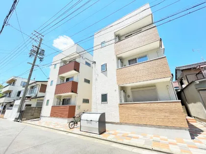 Caldo道徳公園 b【3階】の外観