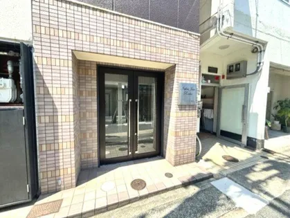 アンフィニジョア六甲【5階】の玄関