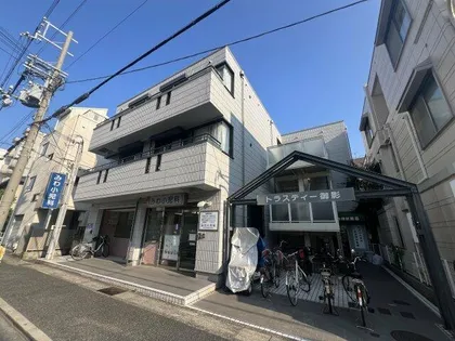 トラスティー御影の画像