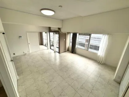 御影グレイスハイツ【6階】の居間