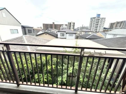 リアライズ本山【3階】の内装