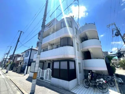 ベルトピア東灘【1階】の外観