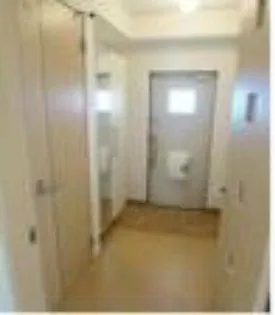 グリーンシティ竜美G【1階】の玄関