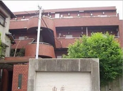 ファーストマンション【102号室】の外観