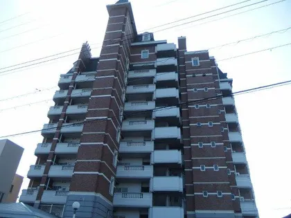 コメルスVの画像