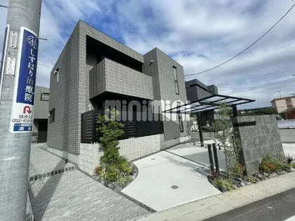 ロント ヴァレイ【1階】の外観