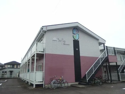 サープラスソネット【201号室】の外観