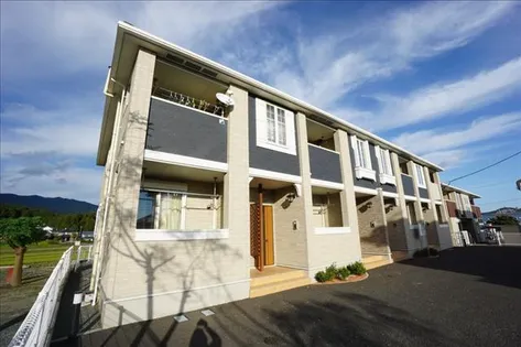 レリーナ A【1階】の外観