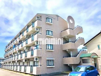 セラヴィながしの【4階】の外観