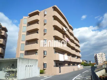 ベル セードル E【3階】の外観