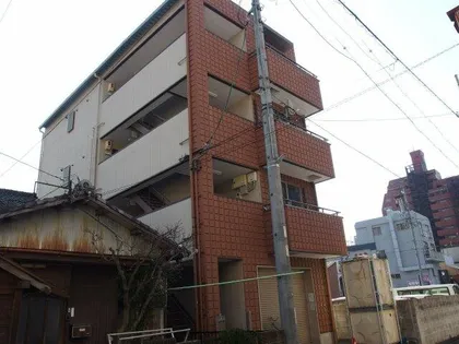 第4カネイ本町ビル【401号室】の外観