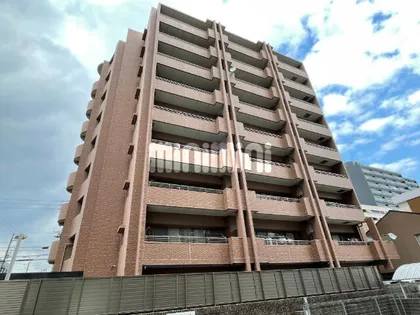 メゾン・グランドゥール【9階】の外観