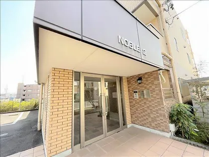 NOBLE Ⅱ【1階】の玄関