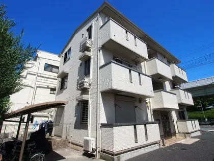 エスト ファヴォーラの画像