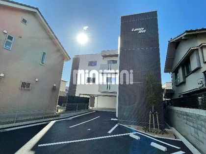 C.peace1948【2階】の外観