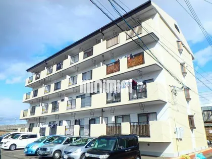 ファミーユ清須【4階】の外観