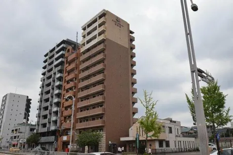 ライジングコート瑞穂通【205号室】の外観