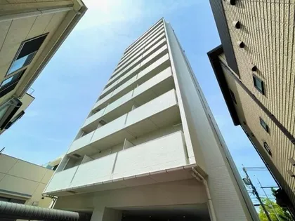 スレンダウェルステージ【8階】の外観