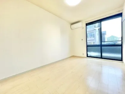 アーバンビラ鶴里【1階】の居間