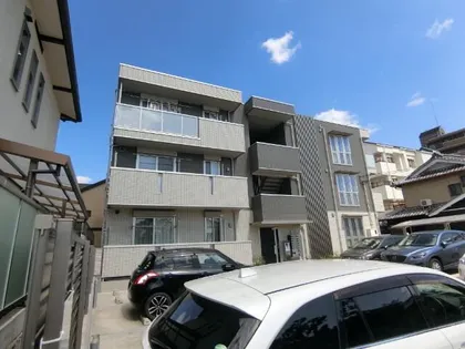 アダージョ富田【1階】の外観