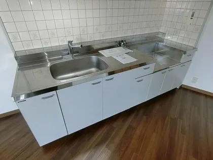 サンリッジ湊川【504号室】のキッチン