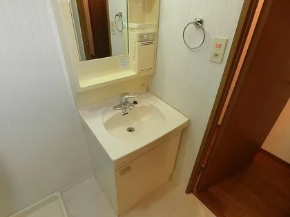 サンリッジ湊川【504号室】の内装