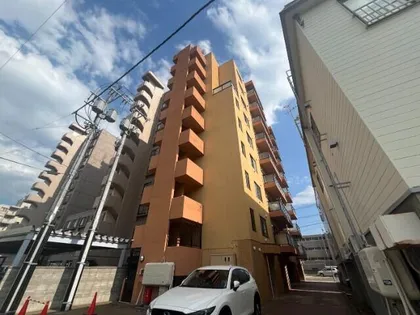 ナンディーヌトレーズの画像