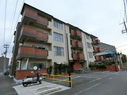 山勘マンションの画像