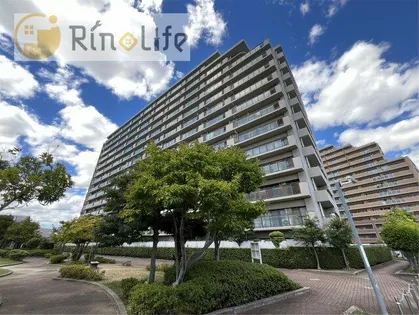 ファミールハイツ八尾 B棟【5階】の外観