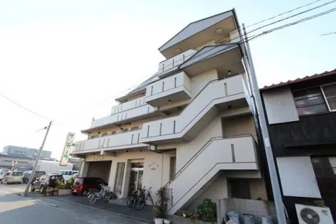 五大ビル【4階】の外観
