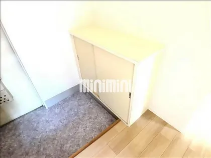 アーバン生田【2階】の玄関