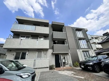 アダージョ富田【102号室】の外観