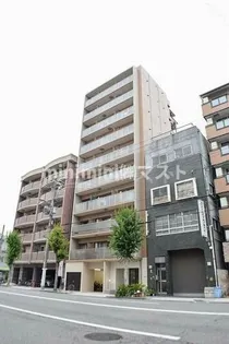 LIVIAZ NAMBA LUCEの画像