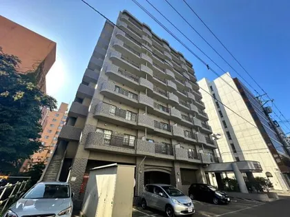 ティアラN5【6階】の外観
