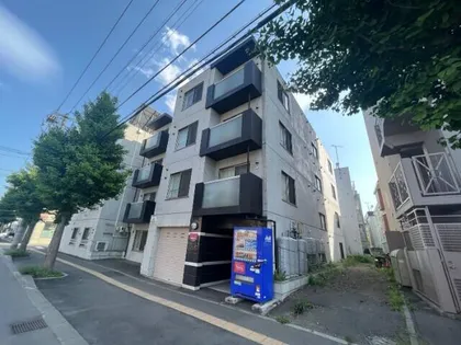 北海道札幌市西区二十四軒四条5丁目【マンション】の外観