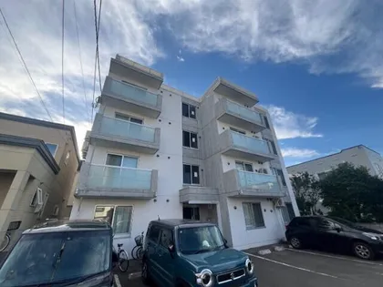 ミルスリール発寒【3階】の外観