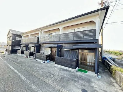 愛知県半田市瑞穂町1丁目【タウンハウス】の外観