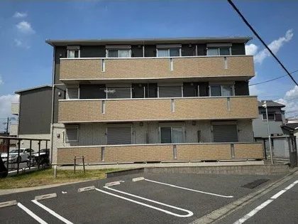 サンレスト B棟【302号室】の外観