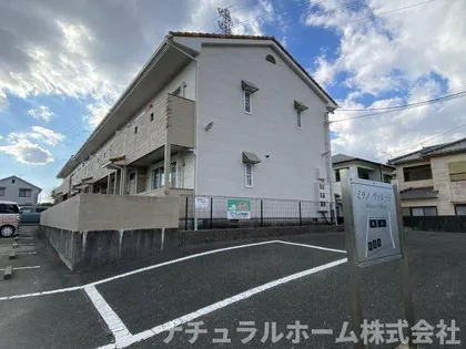 ミラノヴィレッジB棟の画像