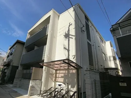 ヤーナパレスノース【3階】の外観