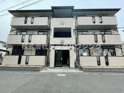 ハイエスト木村C棟【2階】の外観